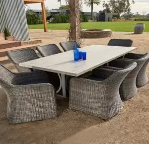 Wicker/Rattan
