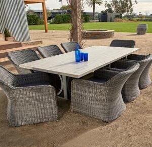 Wicker/Rattan