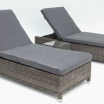 Malta sun lounger with wheels