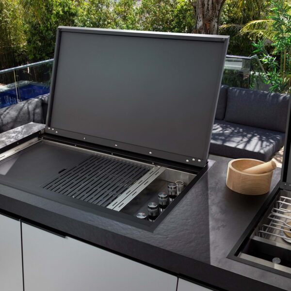 PHOENIX BLACK 4 BURNER BBQ - Image 6